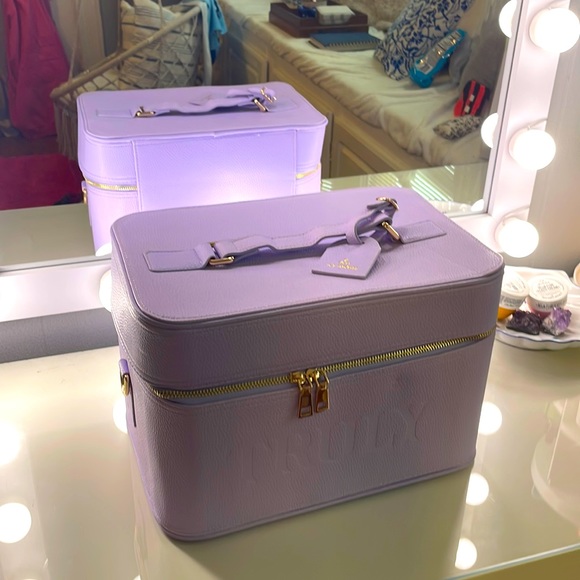 TRULY | Purple Makeup Bag | Almalfi Luxury Travel Trunk - Picture 1 of 8